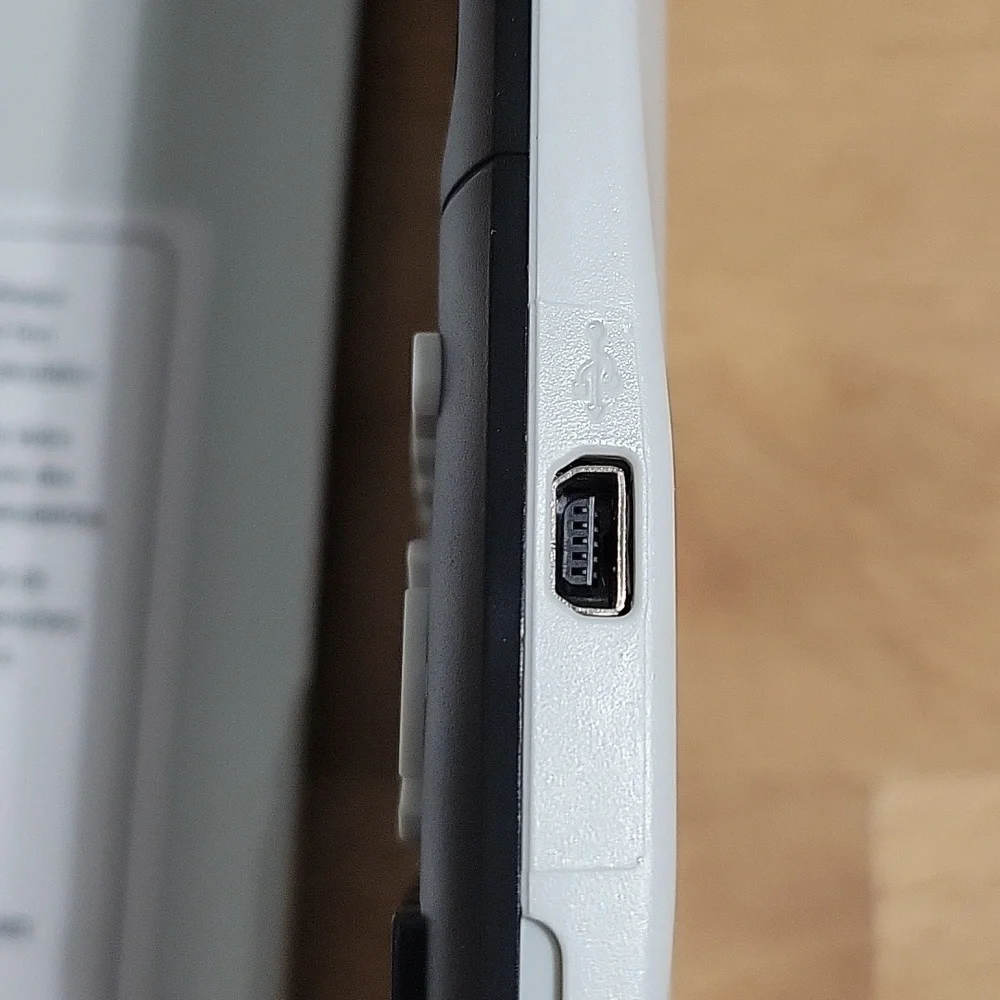 TI-84 Plus CE Python Calculator - Picture 5 of 5